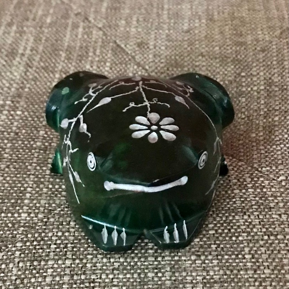 Frog token for healing and growth/transformation